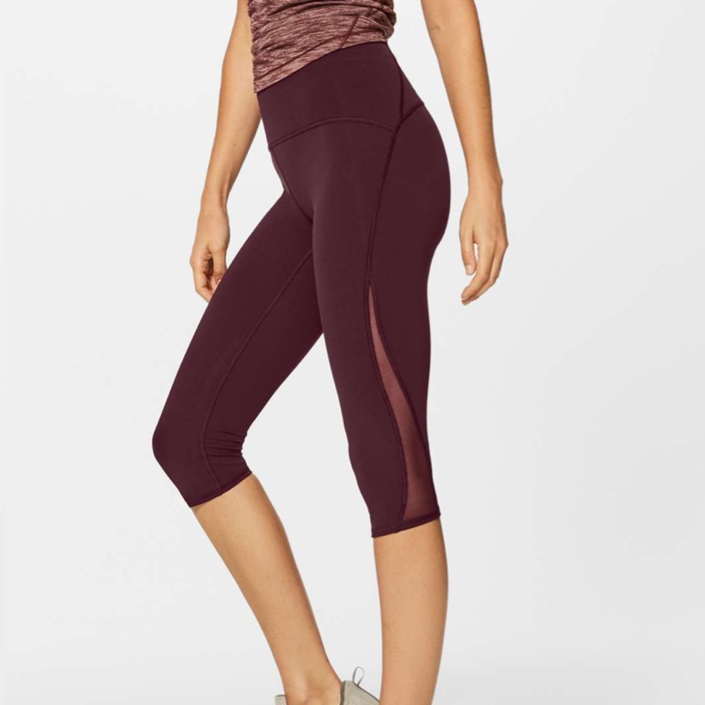 Lululemon Train Times Crop (17’’)